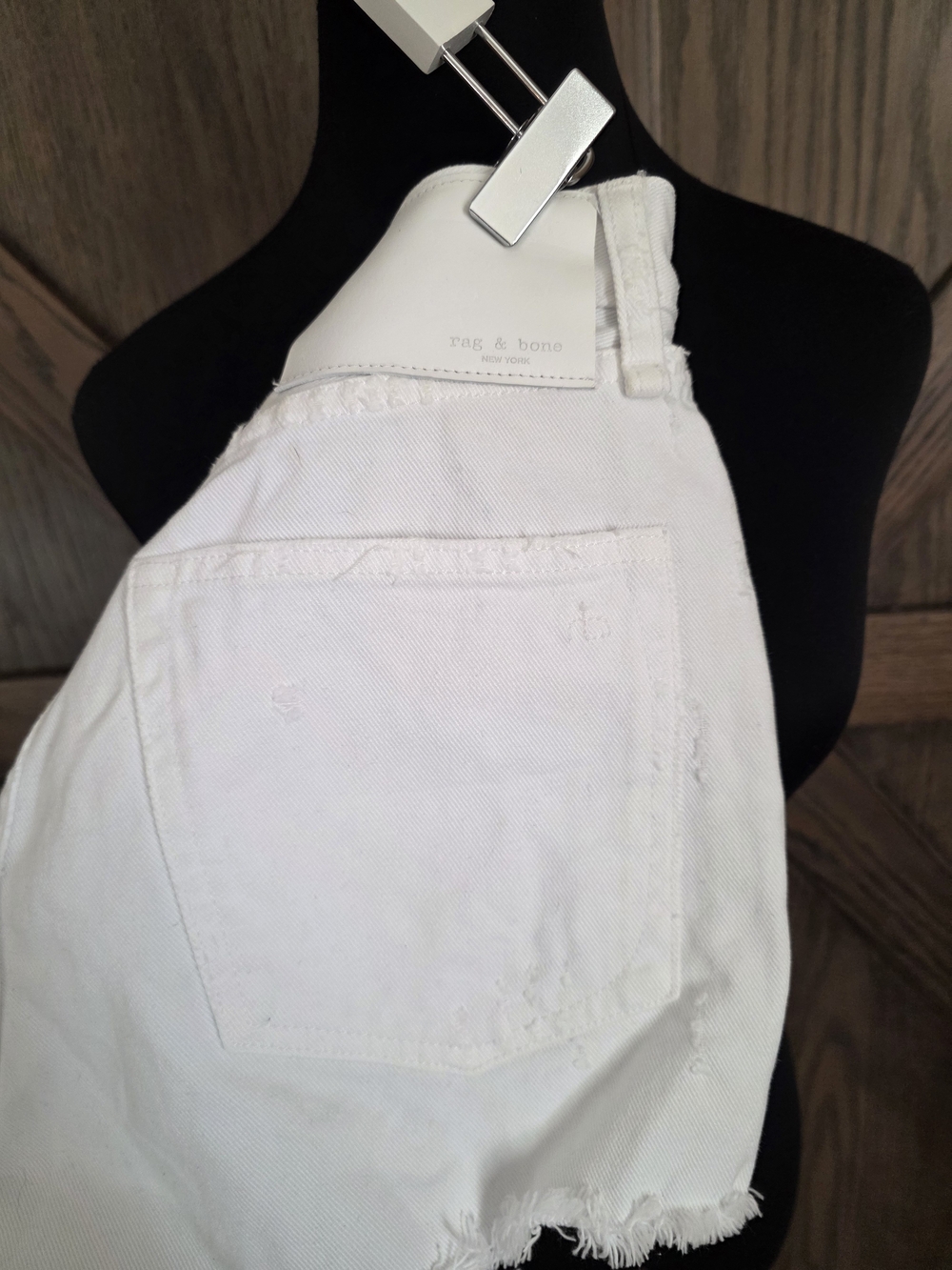High-Waist White Denim Cutoff Shorts - Picture 5 of 5